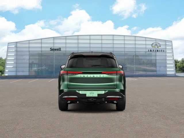New 2027 2T DEEP EMRLD INFINITI Autograph AWD image 2