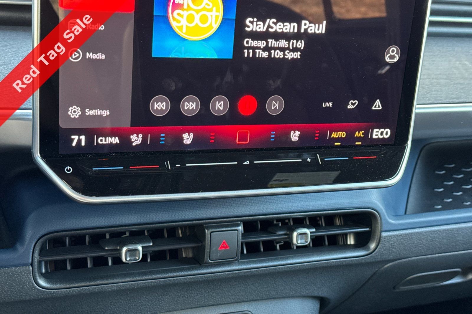 2025 Volkswagen ID. Buzz PRO S - Photo 19