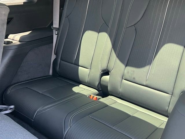 2026 Cadillac VISTIQ Sport - Photo 15