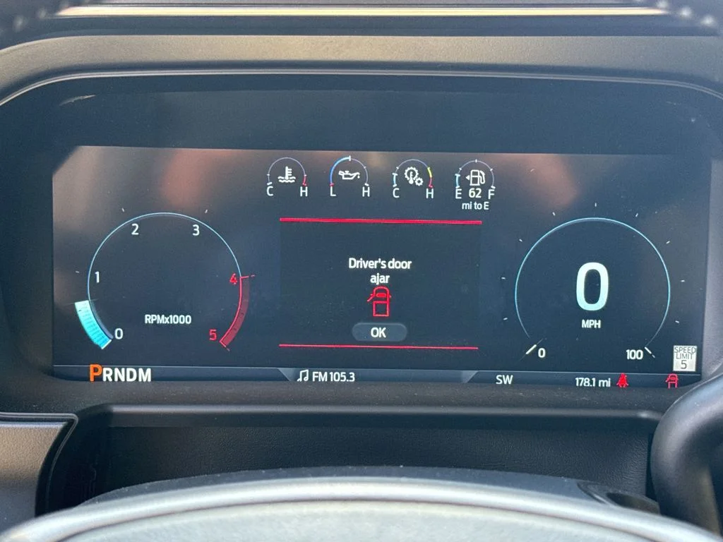 2025 Ford F-350 Super Duty Platinum - Photo 27