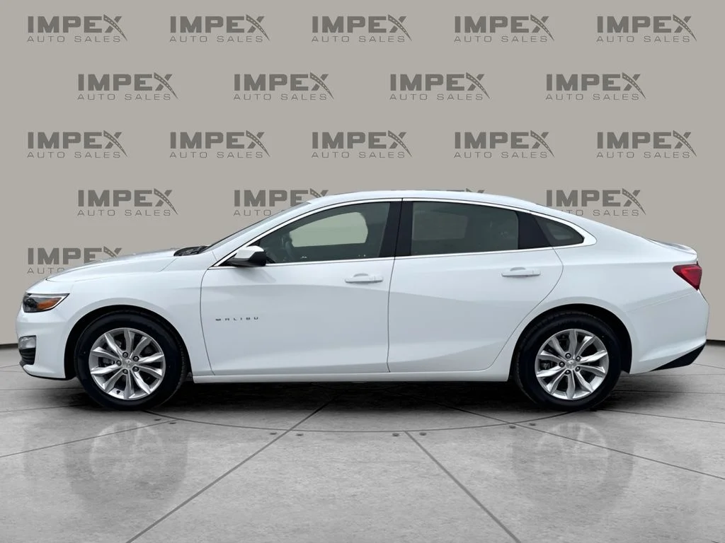 Used 2024 White Chevrolet LT image 2