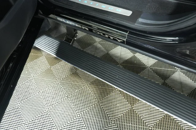 Used 2026 Agate Black Metallic Ford Platinum image 27