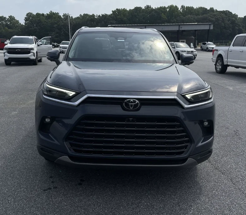 Used 2024 Gray Toyota Limited image 7