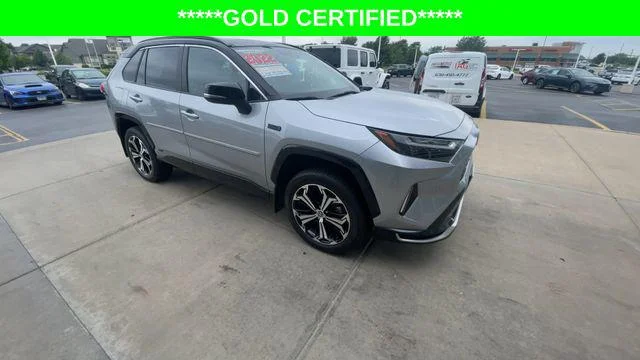 Certified Used 2022 SILVER SKY MET W/BLK Toyota  image 4