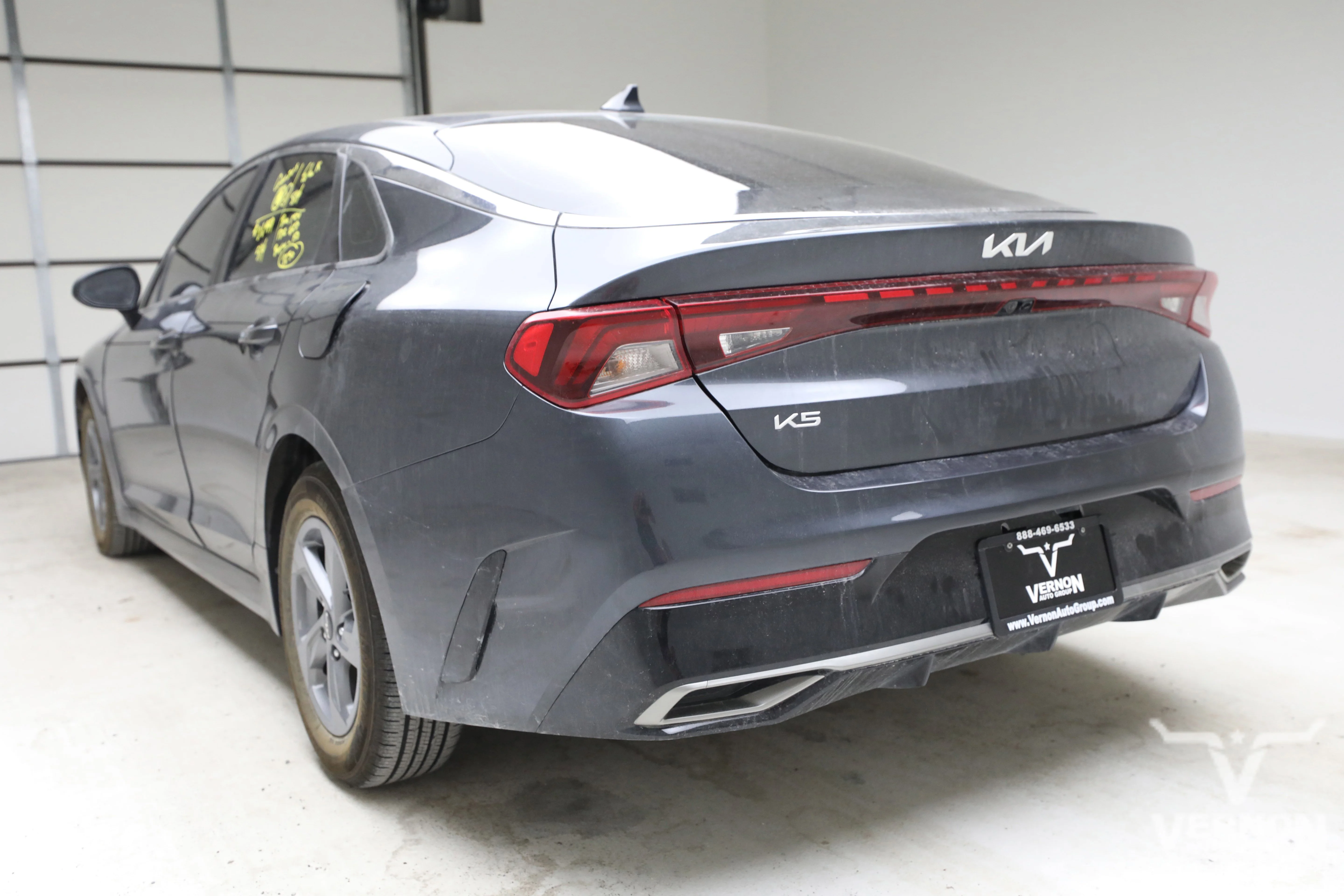 Pre-Owned 2023 Kia K5 LXS Sedan FWD