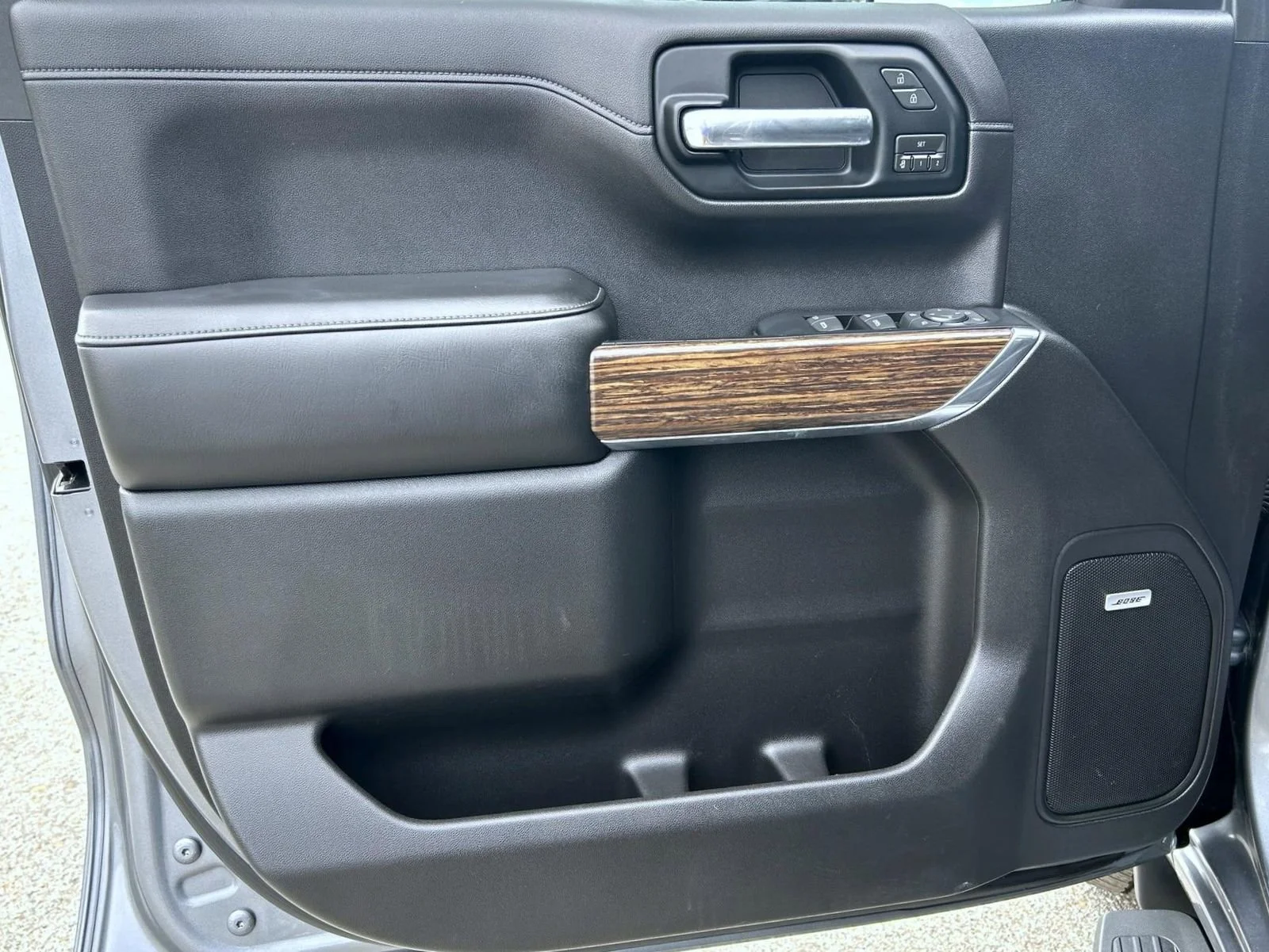 2019 Chevrolet Silverado 1500 High Country - Photo 9