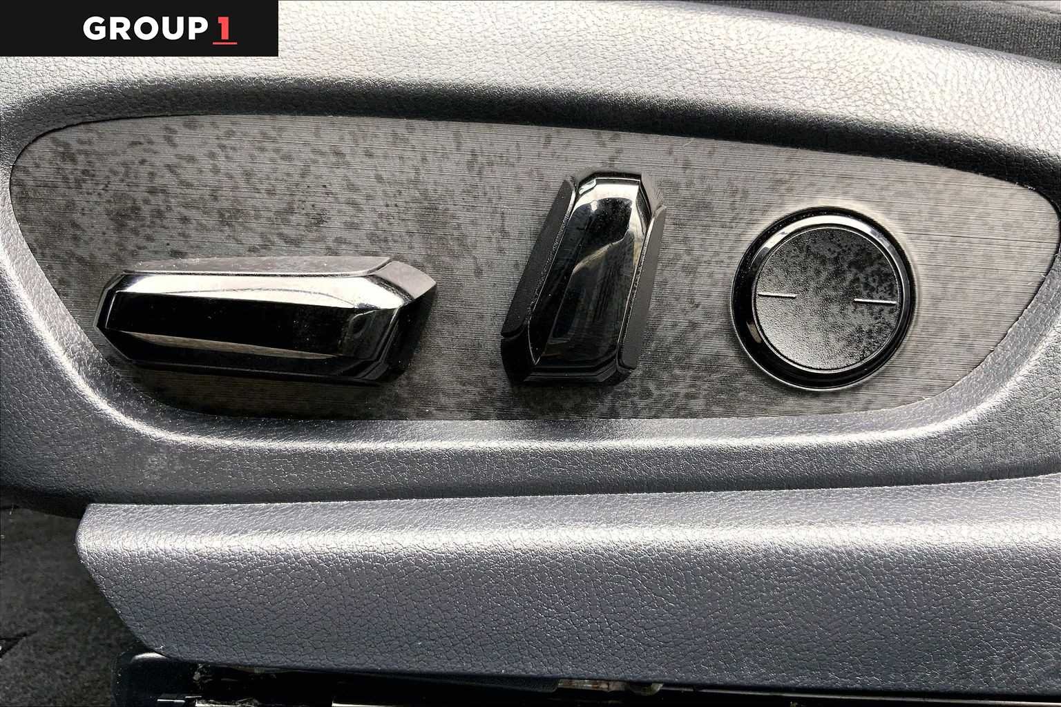 Used 2024 Iridium Lexus  image 34