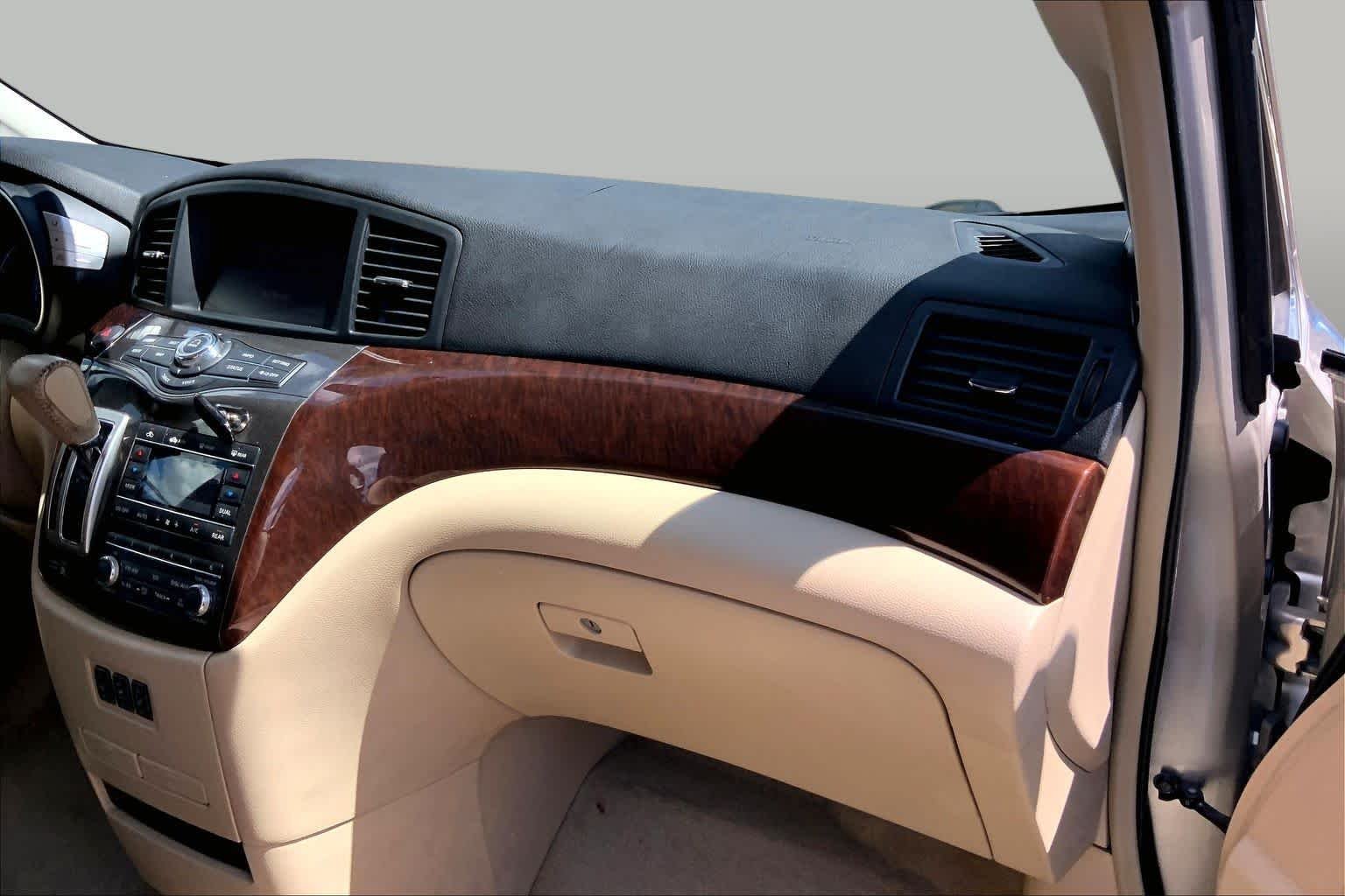 Used 2013 Titanium Beige Nissan LE image 18