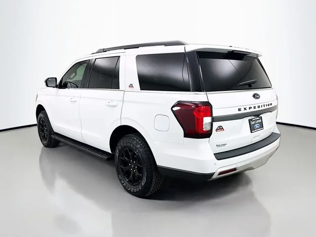 Used 2024 Oxford White Ford Timberline image 5