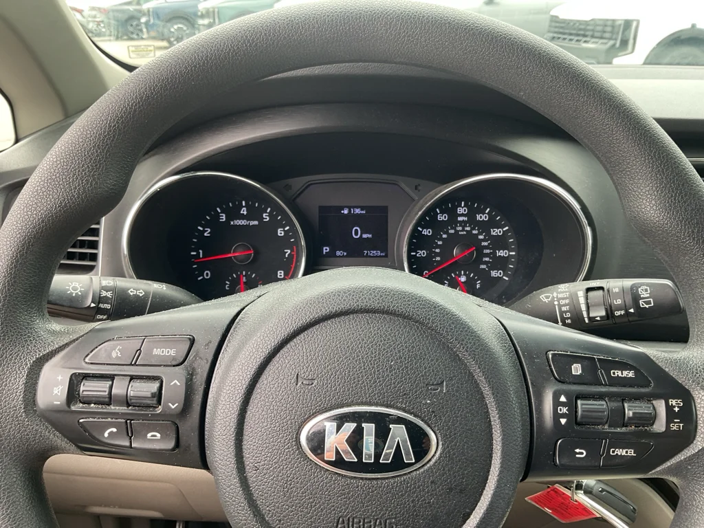 Used 2021 Celestial Blue Kia LX image 24