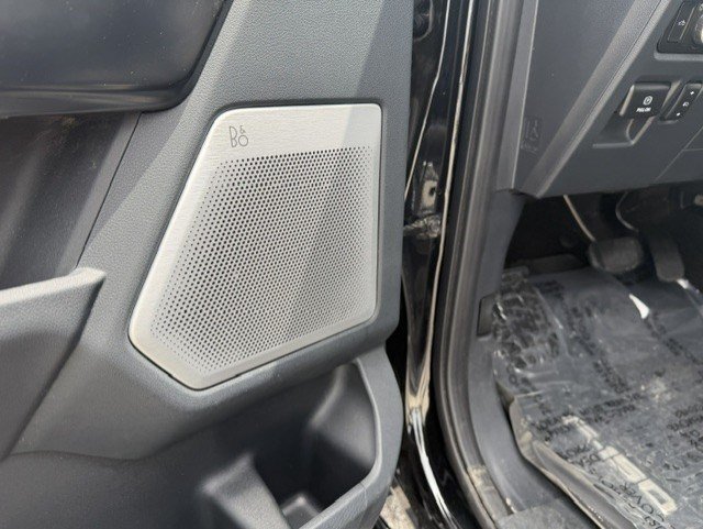 Used 2022 Black Metallic Ford Platinum image 13