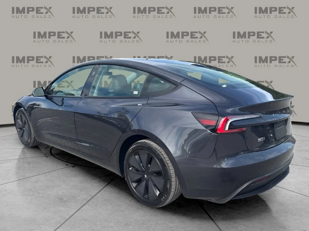 Used 2025 Blue Tesla Long Range image 3