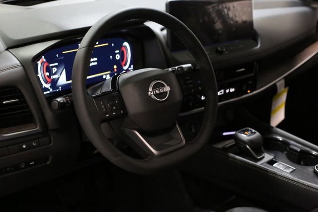 2026 Nissan Rogue Platinum - Photo 7