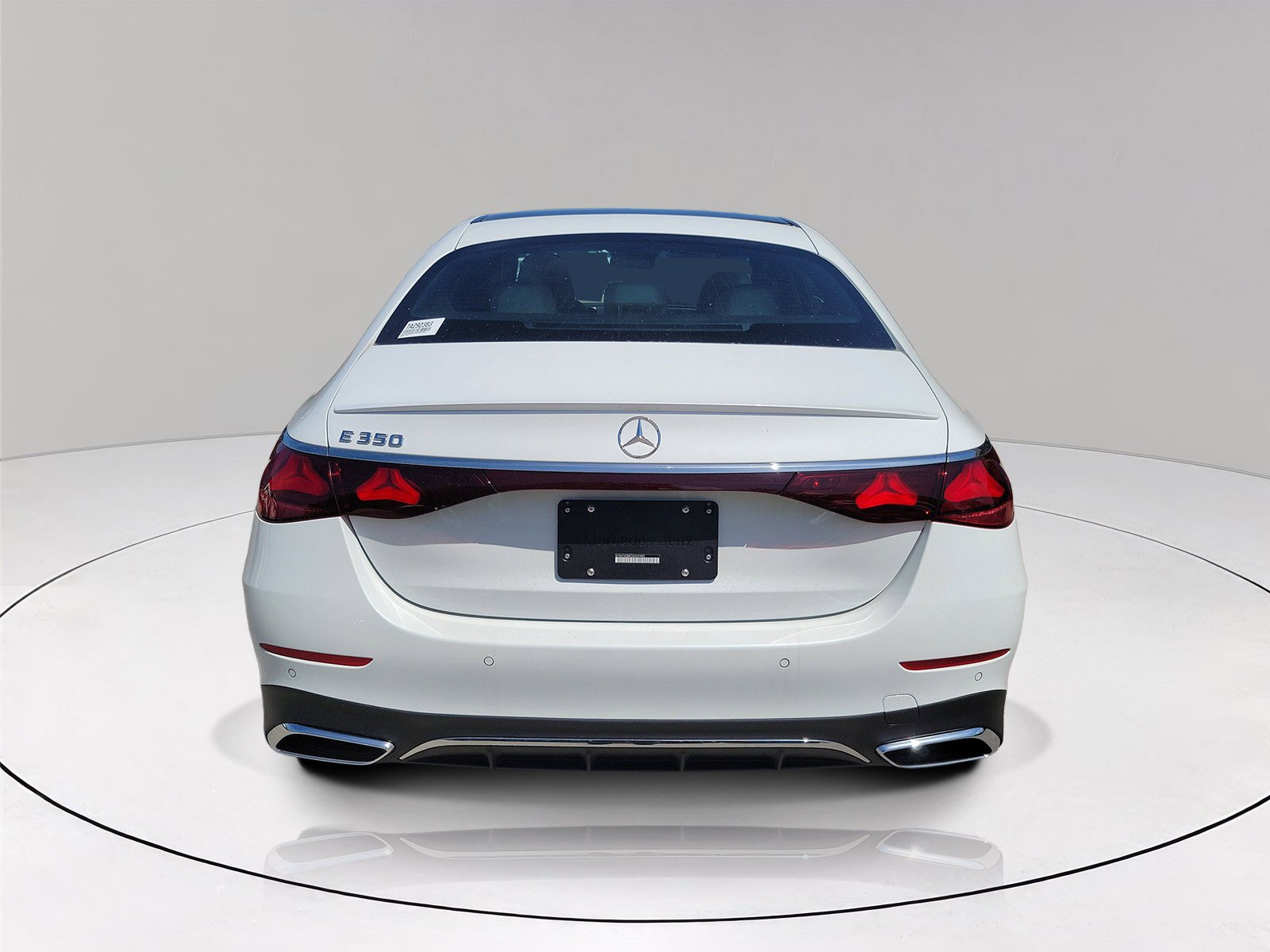 New 2026 MANUFAKTUR Moonlight White Metallic Mercedes-Benz E 350 image 35