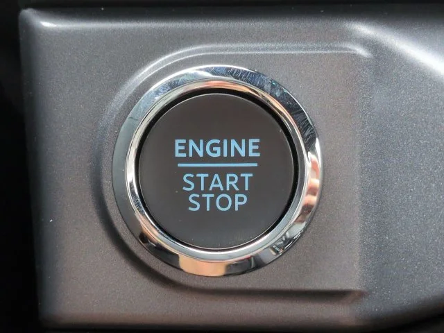 New 2026 Iconic Silver Metallic Ford XLT image 29