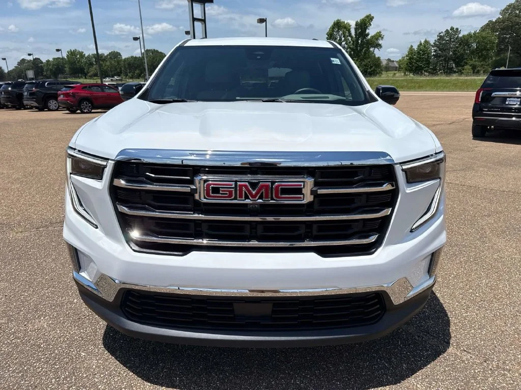 2026 GMC Acadia Elevation - Photo 3