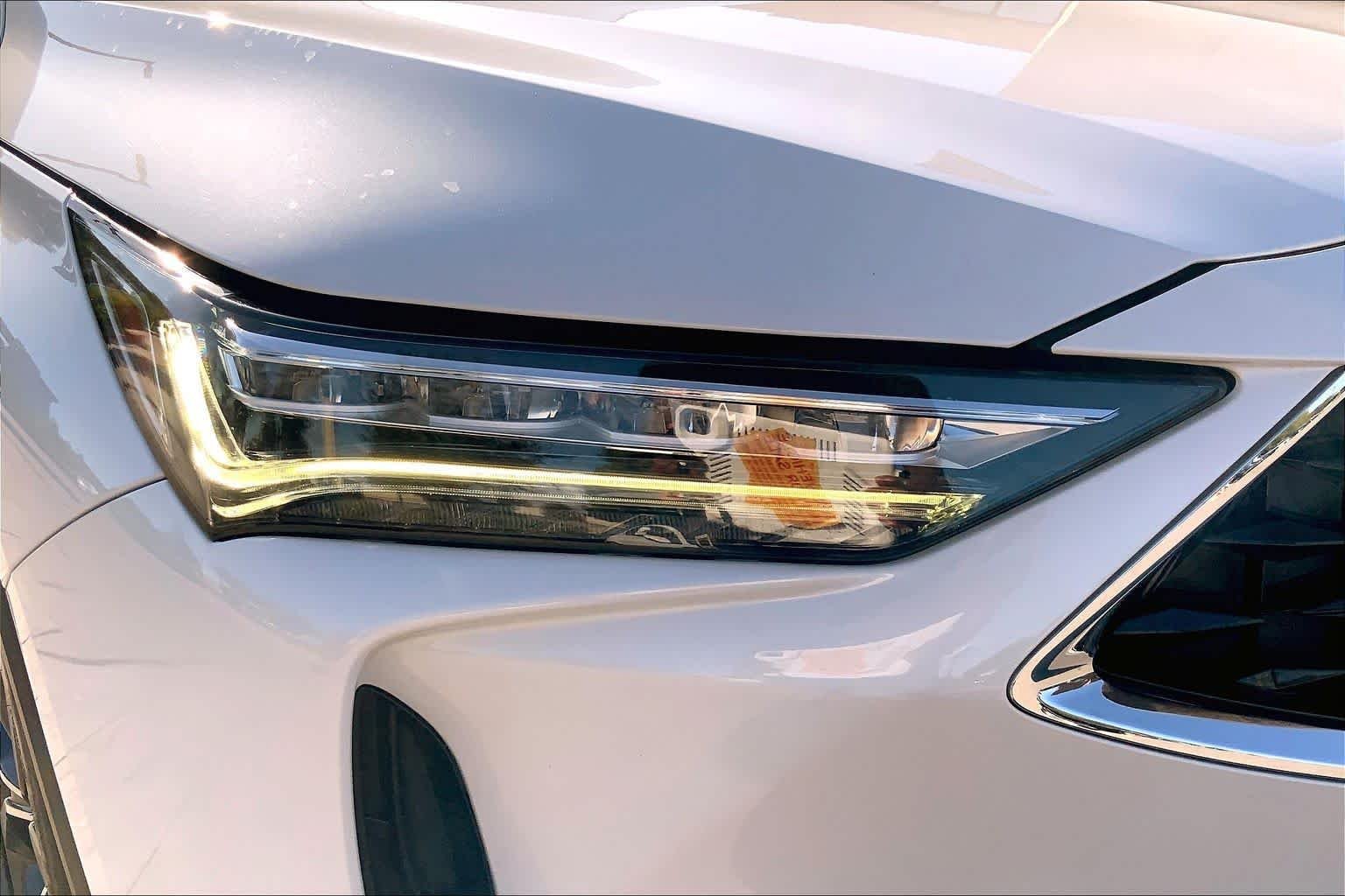 Used 2024 Platinum White Pearl Acura w/Technology Package image 28