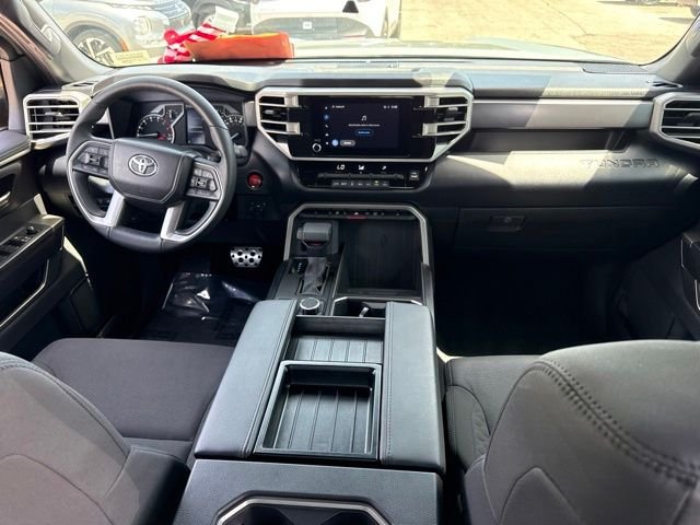 2025 Toyota Tundra SR5 - Photo 25