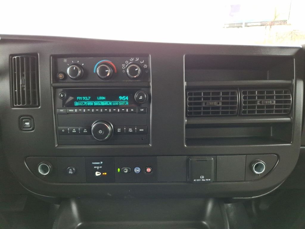 2023 Chevrolet Express Passenger LS - Photo 15