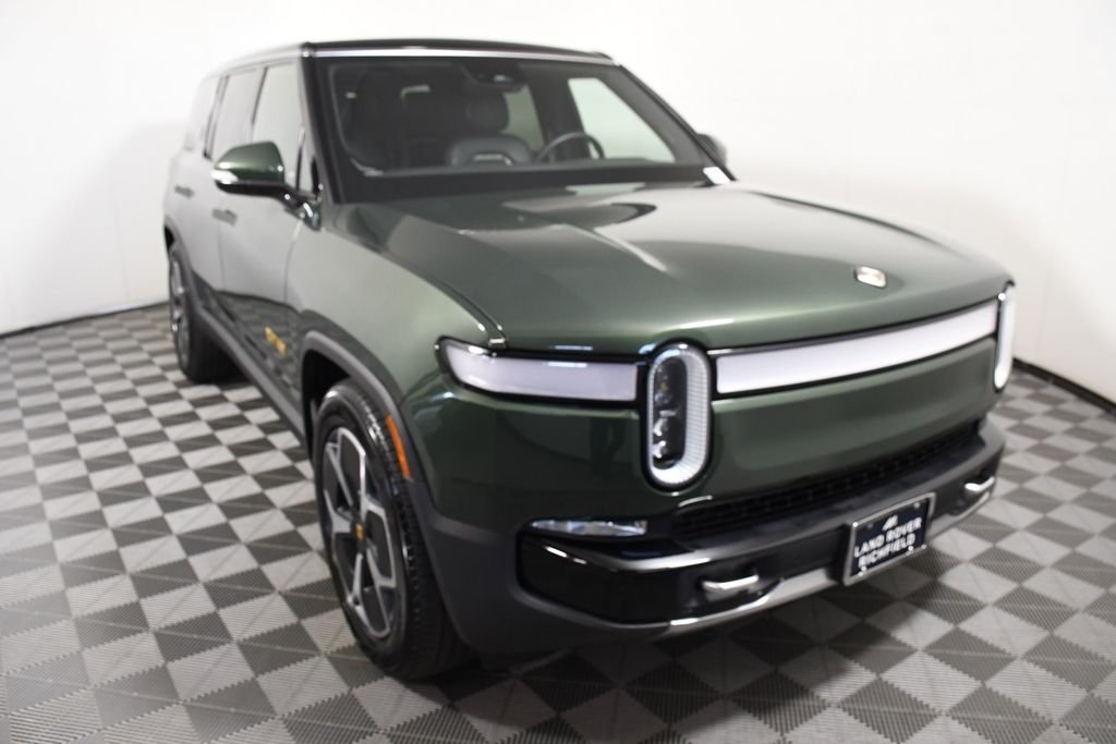 Used 2023 Forest Green Rivian Adventure image 9