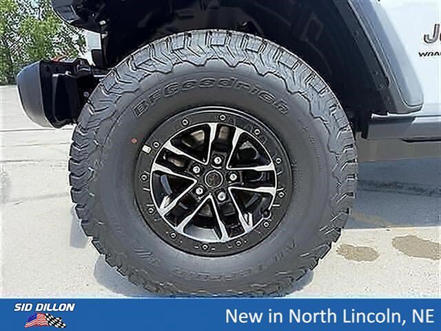 New 2026 Bright White Clearcoat Jeep Rubicon image 5