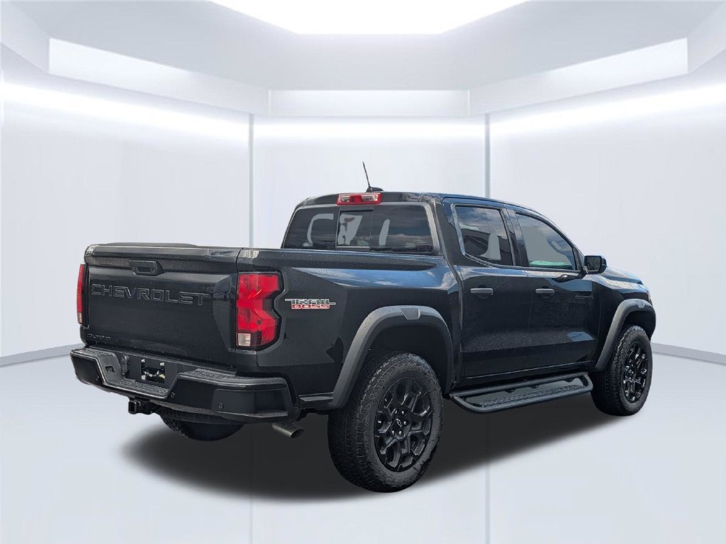 2026 Chevrolet Colorado Trail Boss - Photo 6