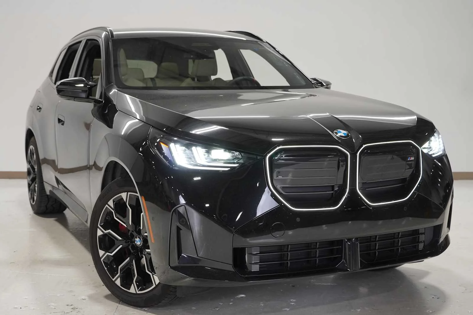 Used 2026 Black Sapphire Metallic BMW M50 xDrive image 3