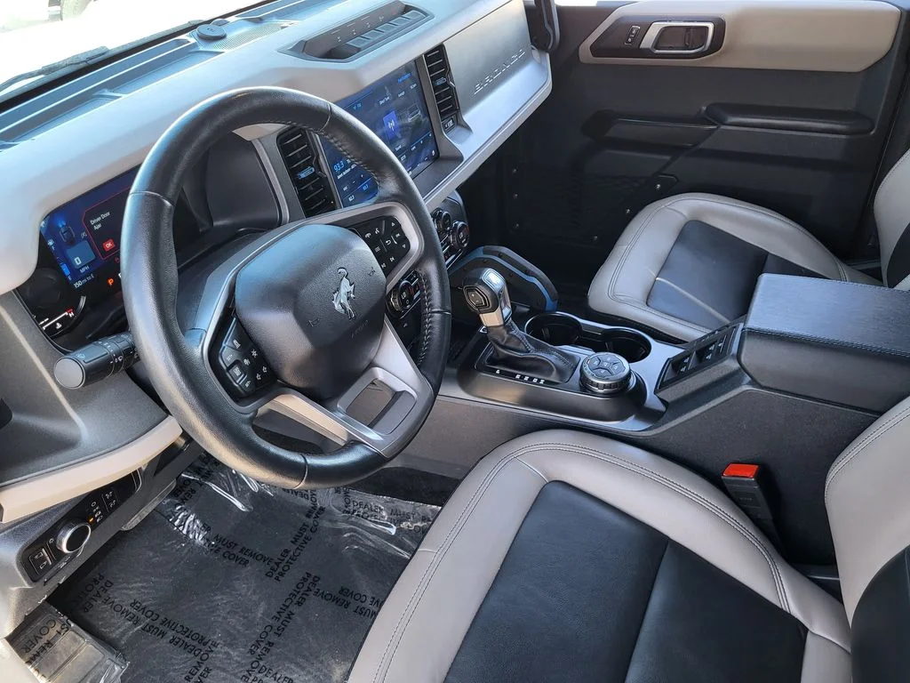 Used 2024 Blue Ford Wildtrak image 9