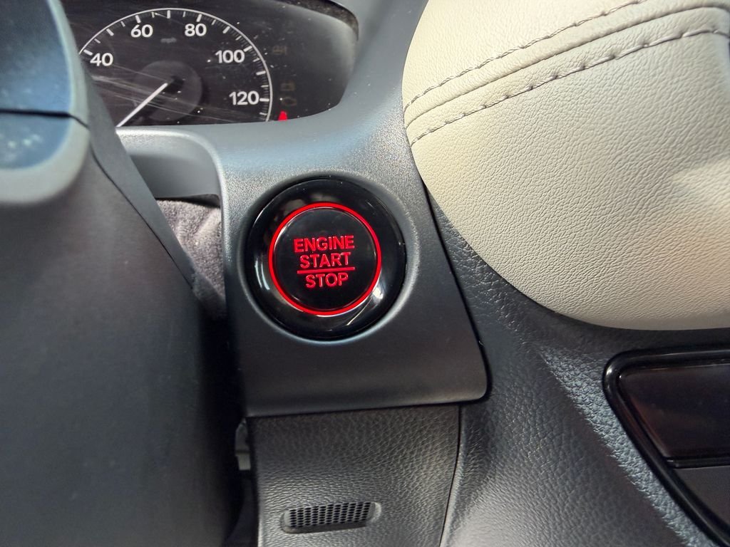 Used 2025 Gray Honda LX image 28