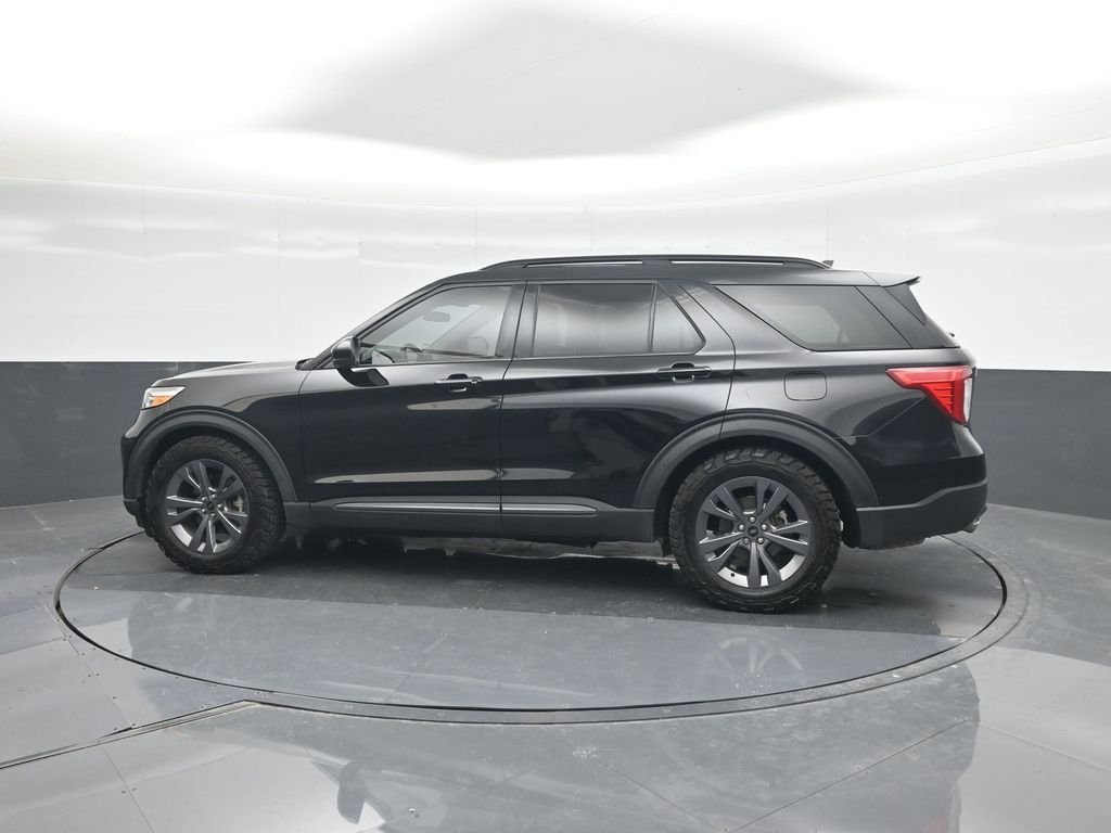 Used 2023 Black Ford XLT image 28
