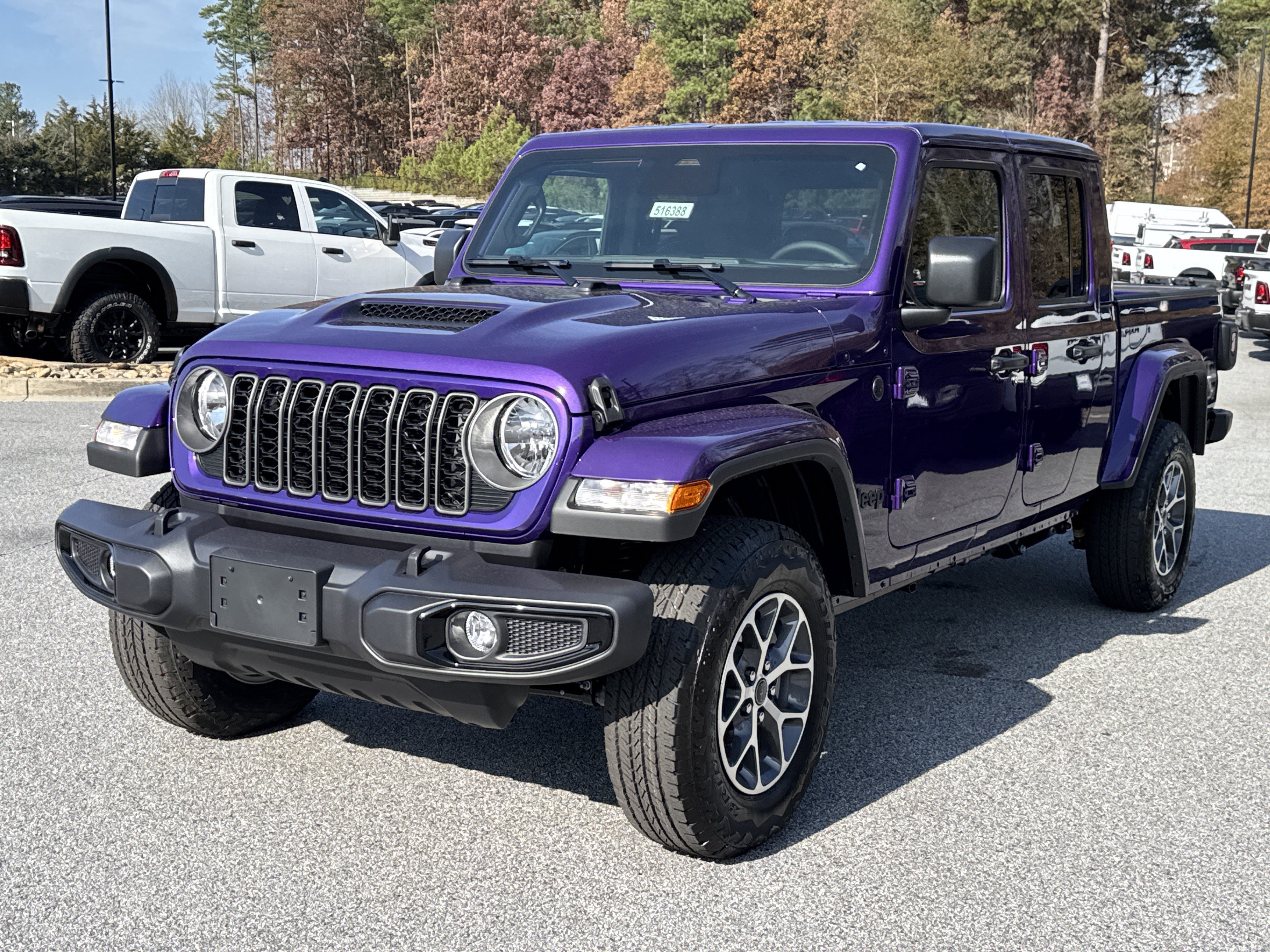 New 2026 Reign Exterior Paint Jeep Sport S image 3