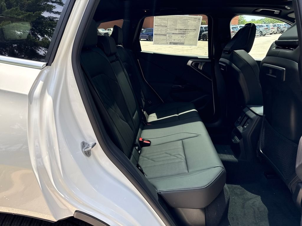 New 2026 White BMW 30 xDrive image 24