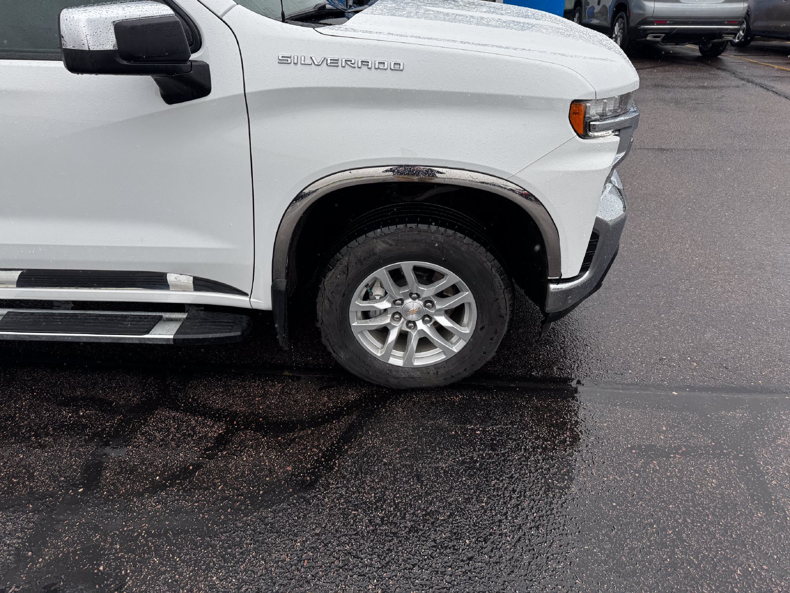 Used 2021 Summit White Chevrolet LT image 2