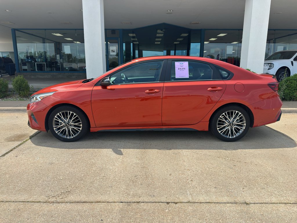 Used 2022 Fire Orange Kia GT-Line image 4