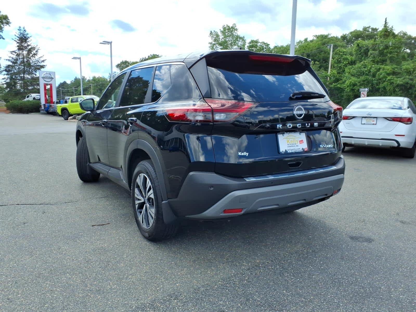 Certified Used 2023 Super Black Nissan SV image 7