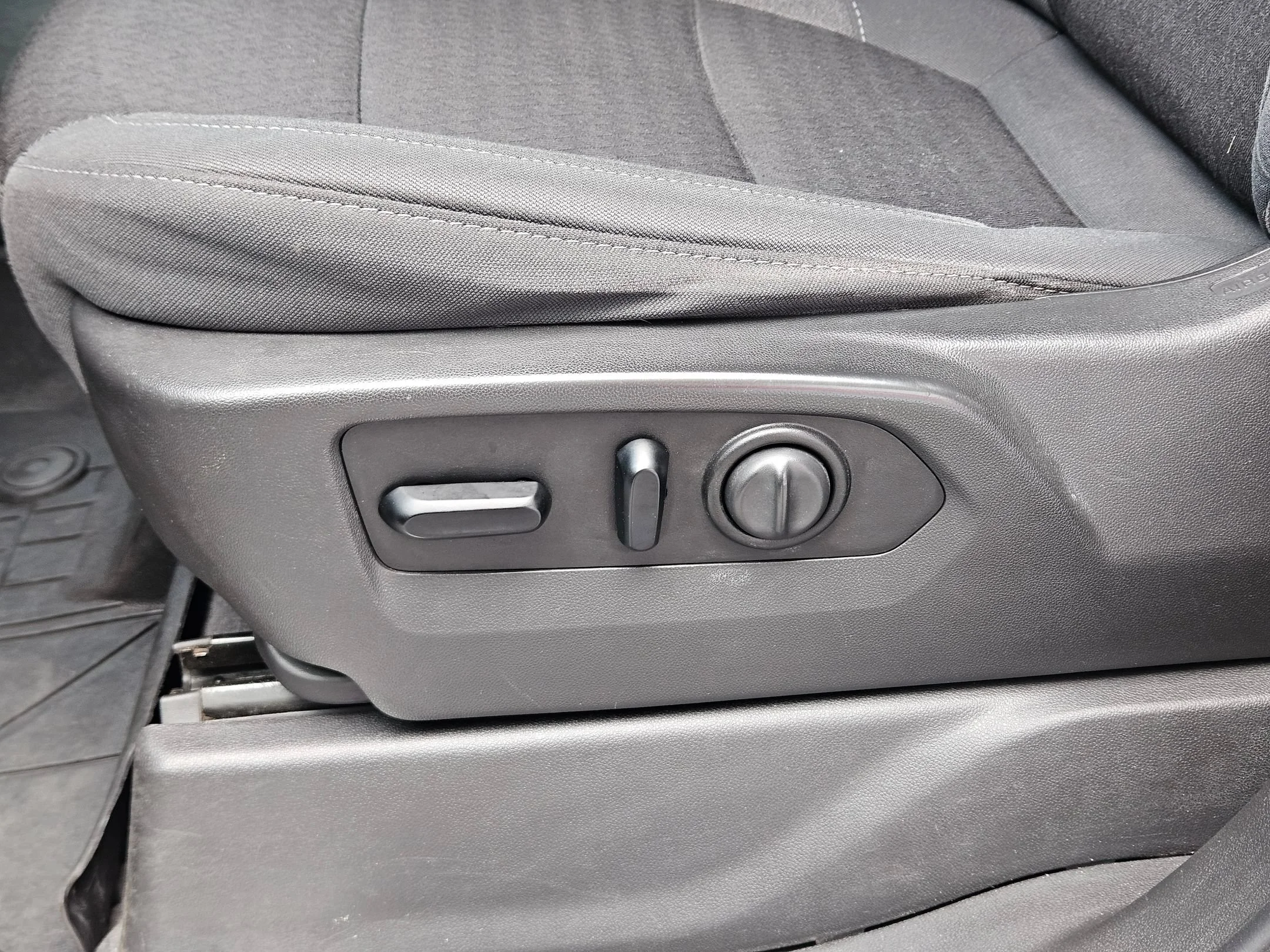 Used 2021 Summit White Chevrolet LT image 20