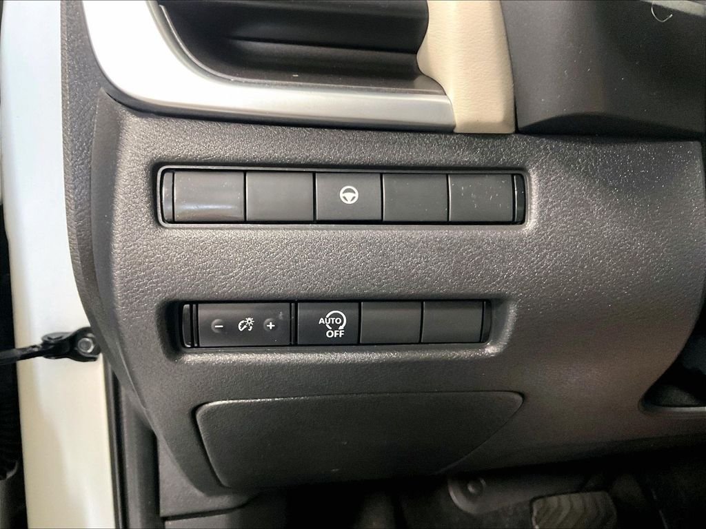 Used 2023 White Nissan SV image 26