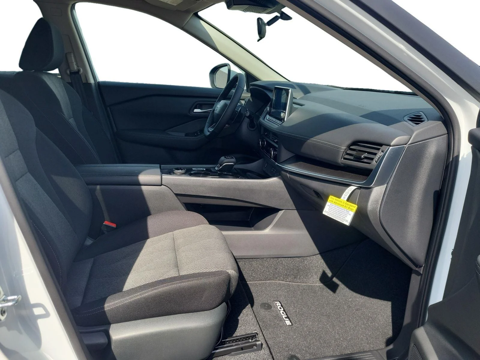 New 2026 Everest White Pearl Tricoat Nissan SV image 25