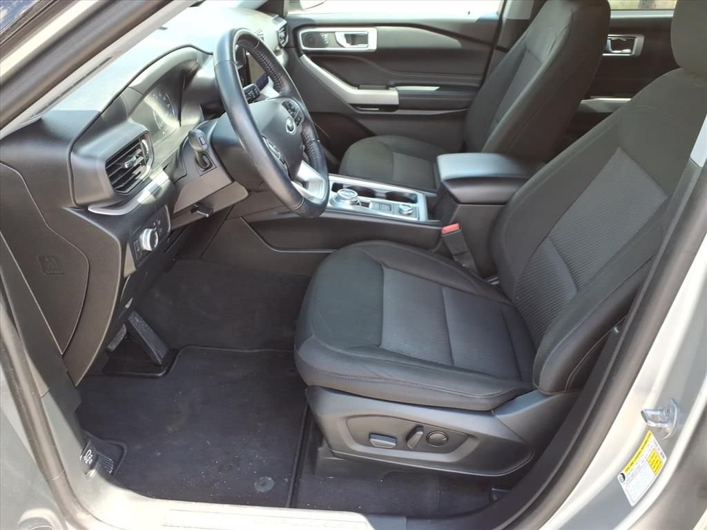 Used 2022 Silver Metallic Ford XLT image 4