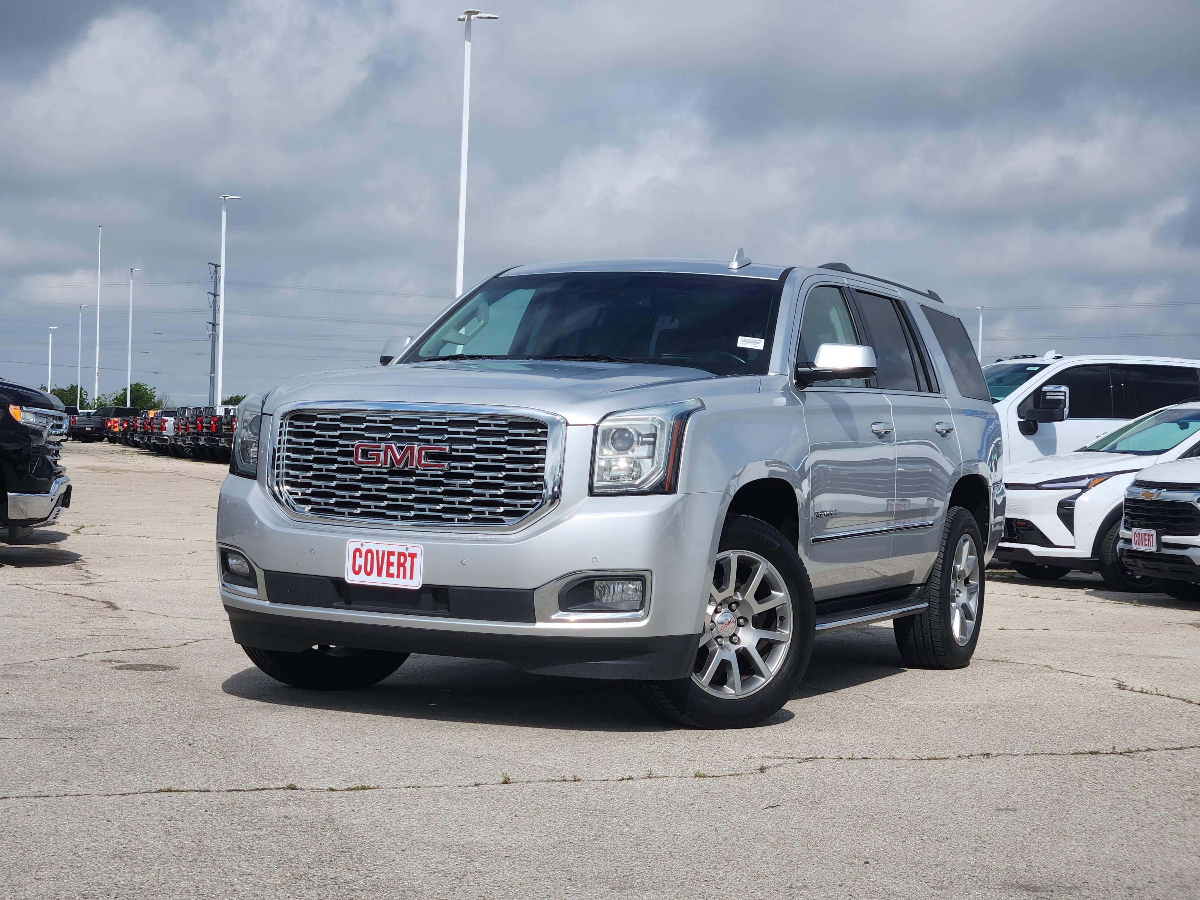 2018 GMC Yukon 4WD Denali's photo