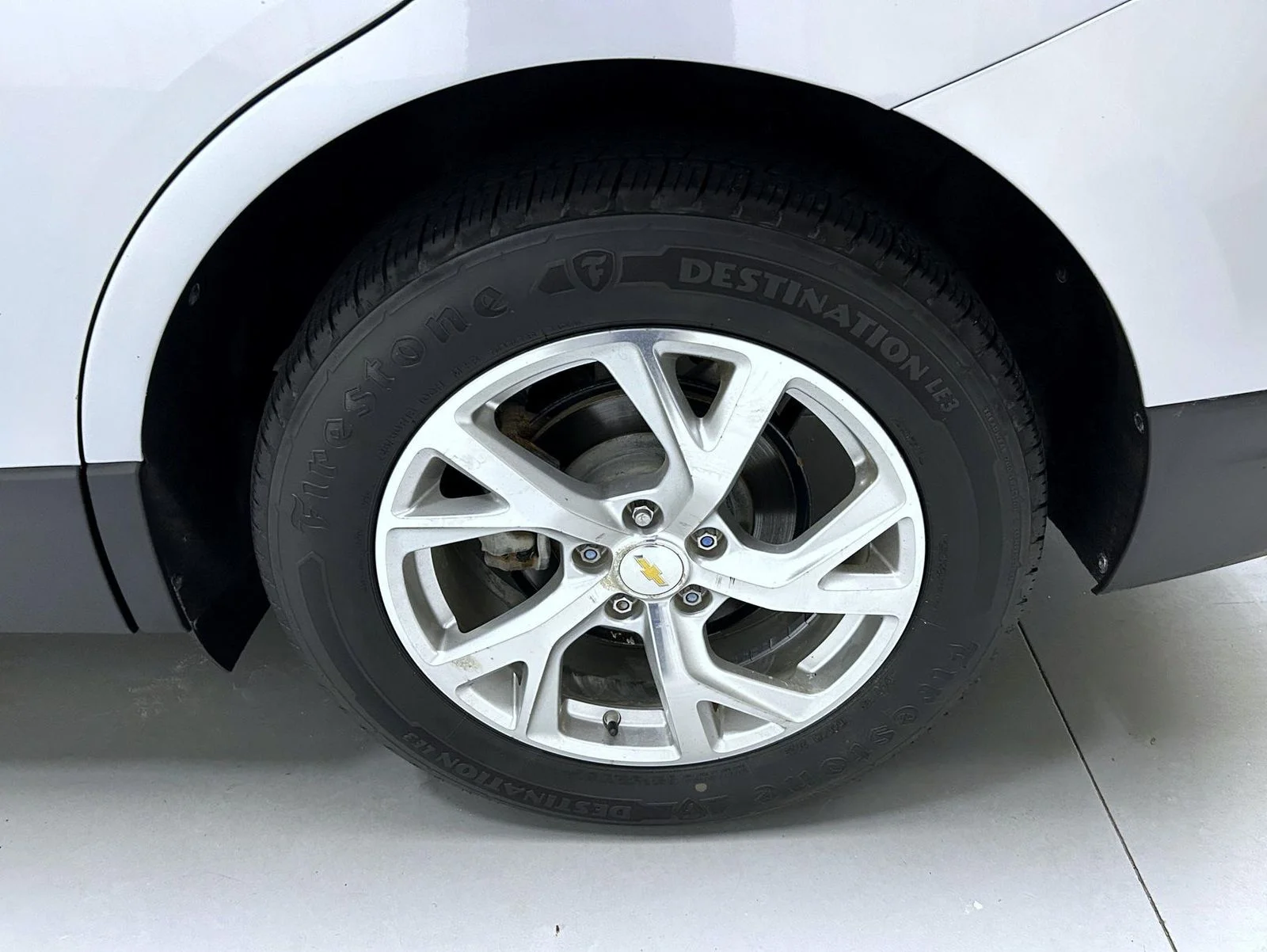 Used 2018 Silver Chevrolet Premier image 22