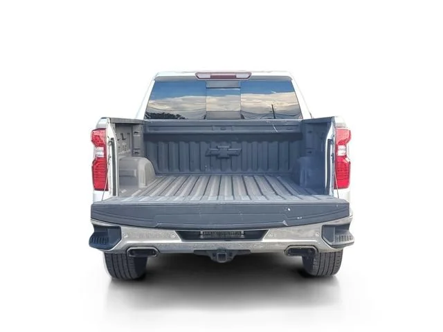 Used 2021 SILVER ICE METALLIC Chevrolet LT image 32