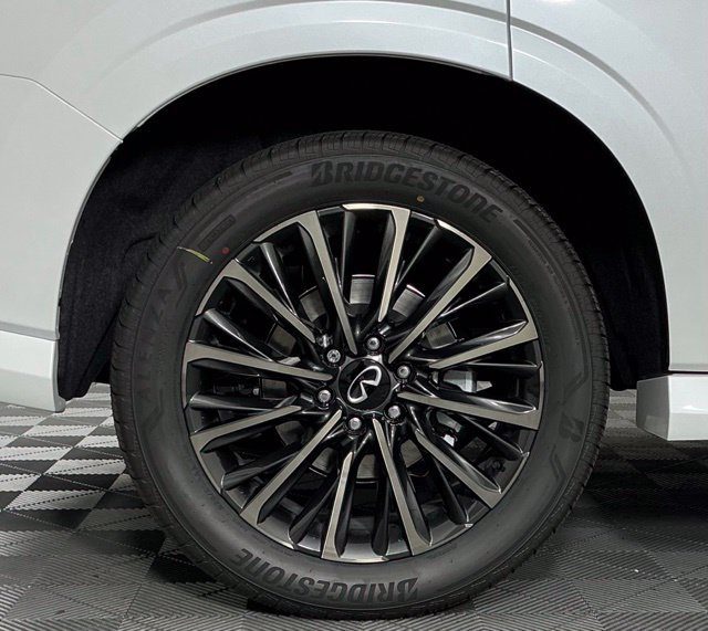 New 2027 White INFINITI Autograph 4WD image 9
