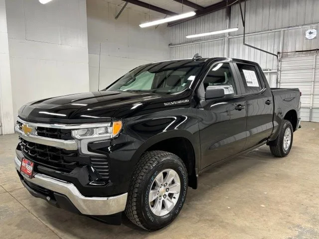Used 2026 Black Chevrolet LT image 3
