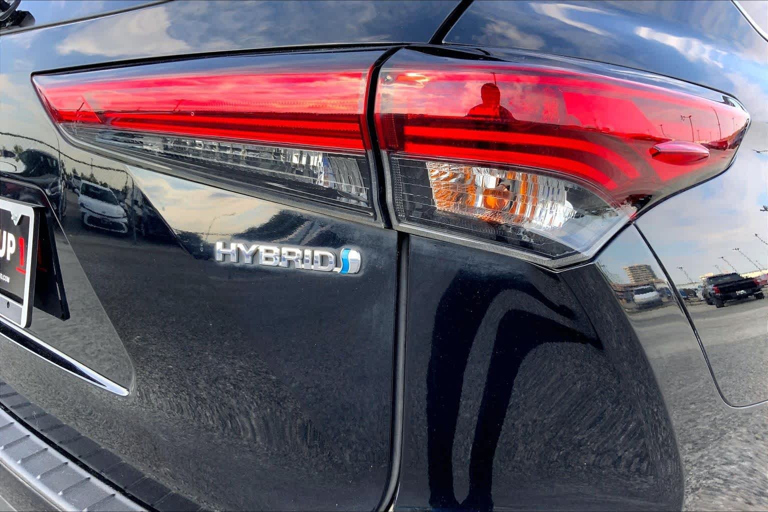 Used 2023 Midnight Black Metallic Toyota Hybrid XLE image 10