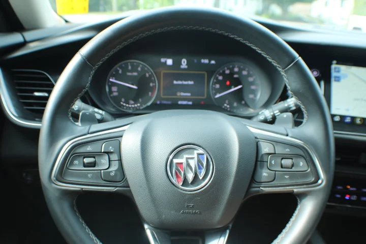 2022 Buick Envision Essence - Photo 8