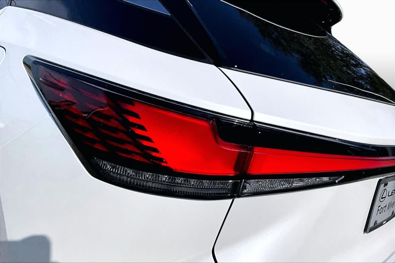 2026 Lexus RX 350 - Photo 29