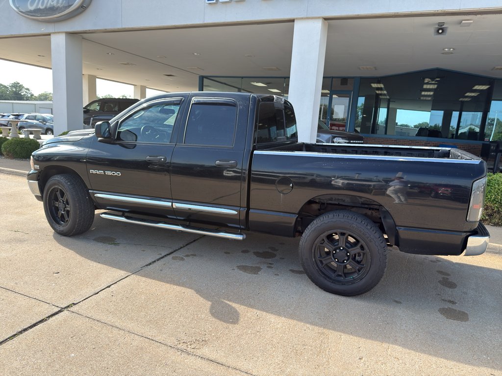 Used 2004 Black Clearcoat Dodge SLT image 14