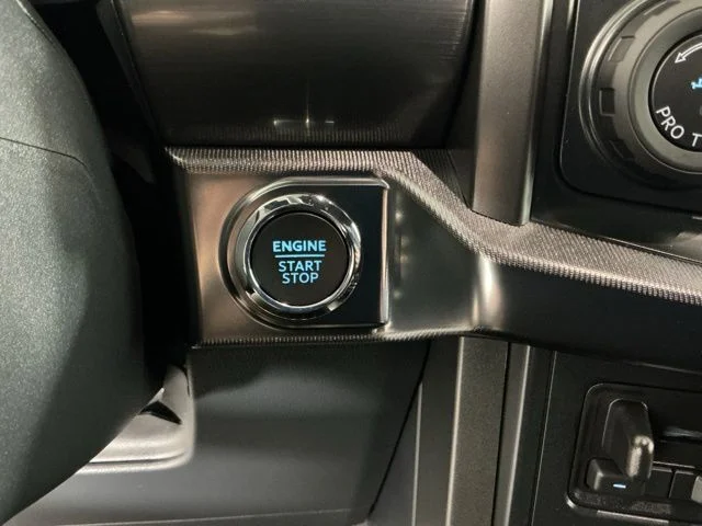 Certified Used 2024  Ford Lariat image 25