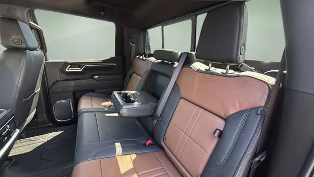 Used 2026 Black Chevrolet High Country image 20